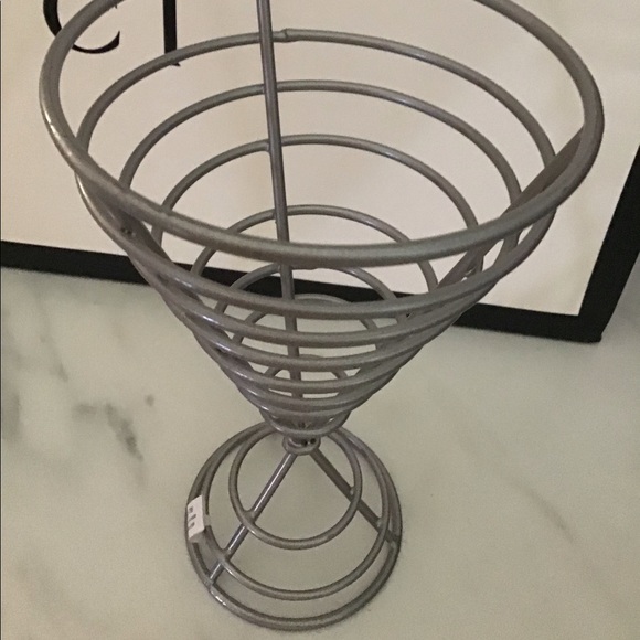 6 Crate & Barrel French fry holders metal - Picture 6 of 7